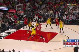 入选本赛季最佳防守二阵！一波合集告诉你追梦格林的防守有多强视频封面