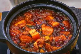 面点师教你肉夹馍的配方和技巧，从烙饼到卤腊汁肉，全程详细操作