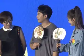 奔跑吧家族做扇子，郑恺，baby太默契，看到郭麒麟是真有才视频封面