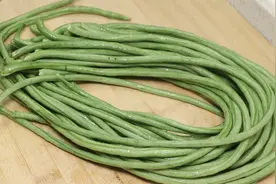 豇豆超好吃的做法，简单做一做，鲜嫩爽口，入味解馋，家人超喜欢