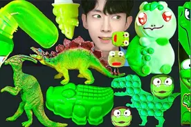 公园里的恐龙竟然变成了我的食物？视频封面