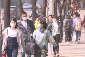 好消息！广州放宽“双一流”高校人才入户社保年限视频封面