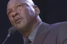 哭成狗！乔丹缅怀科比泪流满面：我的一部分也跟他去世 了视频封面