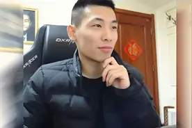 DNF宝哥询问一阵雨105级SS伤害提升，当得知能碾压改造整个人激动