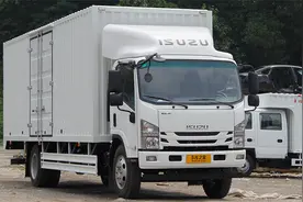 搭载五十铃4HK1发动机，国六庆铃700P助力城际高端物流视频封面