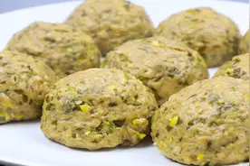 发面窝窝头，杂粮白面的比例放多少时好吃？怎样和面？技巧全在这