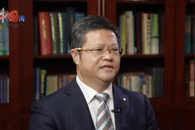 国家发改委副司长张江波:建设"四横四纵"8条国家冷链物流骨干通道视频封面