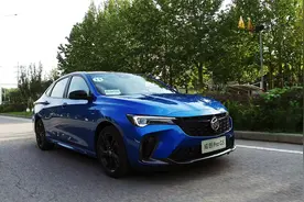 分秒试驾：看起来小钢炮，开起来很快但也很温柔的别克威朗Pro GS