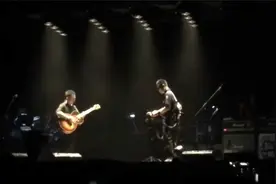 许巍无尽光芒巡演合肥站《世外桃源》视频封面