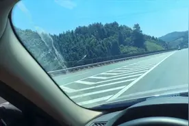 高速公路开车，下出口路段驾驶技巧，老司机实录详解视频封面