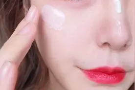 妆前乳的正确用法你知道吗？化妆步骤很重要，涂错容易烂脸的！视频封面