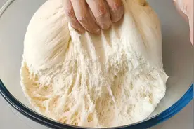 今天才知道，发面根本不用酵母粉，教你老方法，30分钟发满一大盆