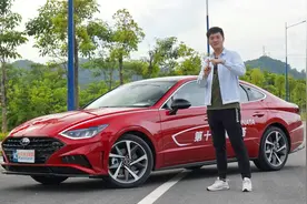 好看又能打！阿威试驾第十代索纳塔