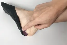 洋葱放在脚底睡，妙用原来这么强，解决了很多人的烦恼，太实用了视频封面