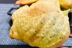 紫苏叶的神仙吃法，详细教程来了，做法0失败，个个鼓起酥脆爽口视频封面