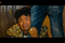 辣眼睛！想不到啊老秦，你舅舅原来是这种人！老秦：表、表的。视频封面