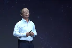 上汽零束CEO李君和首席架构师孟超谈SOA软件平台视频封面