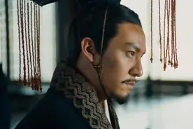 五版孙权对比：孙海峰版威严肃穆，而张震版堪称是最帅孙权
