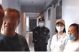 新进展！“狗咬人”当事人王新刚被撤职，这次“栽”的不止他一个视频封面