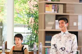 明星都有什么绰号？嗯哼自曝外号叫“肚脐眼”，杜江：祖传的名字视频封面
