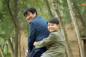 柿柿红 长安遇车祸去世 剧情竟一笔带过 是为40年后的重逢铺垫吗视频封面