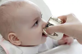 宝宝喜欢放臭屁？多半是这3个原因，宝妈们别大意视频封面