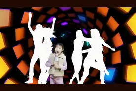 5岁萌娃唱跳演绎《爱的魔力转圈圈》搞怪（配音）