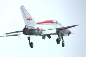 海山鹰最新改进型试飞成功，翼尖加装“升力减速板”视频封面