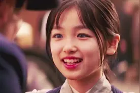 《Take Me Hand》被抖音换装秀再次带火，配上小千代的画面最合适