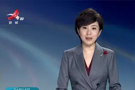 四川自贡：狗狗每天从主人娘家跑到婆家陪伴她视频封面