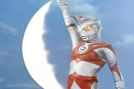 艾斯奥特曼是光线王，但是还有切割技！这5招切死了无数怪兽视频封面