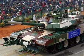 印度“阿琼”坦克号称亚洲第一，与99A相比，谁厉害？视频封面