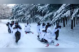 零下30℃！武警特战队员爬冰卧雪挑战极限训练