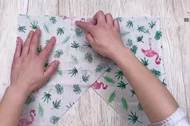 家里的碎布头别扔，剪2个三角形缝一起，简单漂亮还能三用