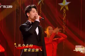 触动泪点超感动！金色男高音蔡程昱深情献唱《歌唱祖国》