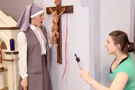 见没见过流血的耶稣，老外恶搞视频封面