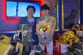 相差15岁的师徒情：15岁东北男孩到北京闯荡，河南小伙悉心照顾视频封面