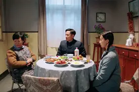 我最爱的家人：海燕嫁给陈主任，一家三口都不动筷子，也不叫妈视频封面