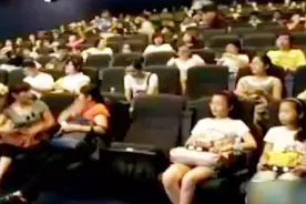 电影院成新“避暑胜地”，中午两点到晚上八点是观影黄金时段视频封面