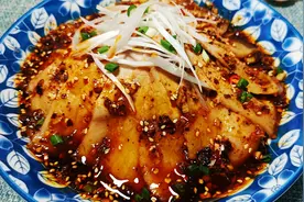 川味特色凉拌白肉，好吃的关键在于料汁，这样做肥而不腻，太香了