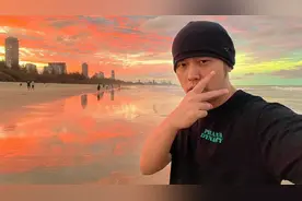 周杰伦祖父的身份让人意想不到，同为宝岛艺人，难怪他会如此爱国