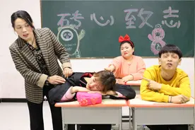 假如考试是睡觉，老师在旁边故意捣乱，小晴自制粘土枕头考满分视频封面