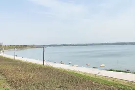 河南驻马店新蔡县，人口过百万，看看县城，还是你记忆中的样子吗视频封面