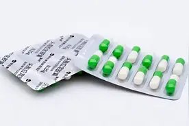 抗生素需求大增，部分药房限购！“阳”了能用抗生素吗？医生提示视频封面