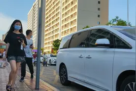 东莞虎门最大的工厂，实力非常强大，电子厂小姐姐很有亲切感视频封面