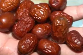 红枣熟着吃会破坏营养？红枣到底是生吃好还是熟吃好？视频封面