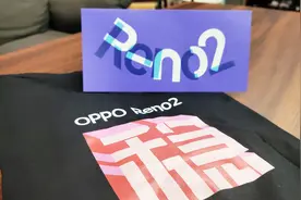 网友爆料Reno手机贴膜都自带疏油层？而且屏幕还有这种特性