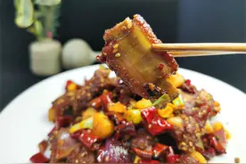 做香辣排骨好吃的技巧，香辣入味，越啃越香