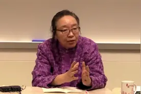 戴锦华：政治精英主义（先锋队）与文化精英主义（知识分子）视频封面