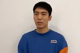 10秒KO两名男子的当事人出面道歉：给公众造成了不良示范视频封面